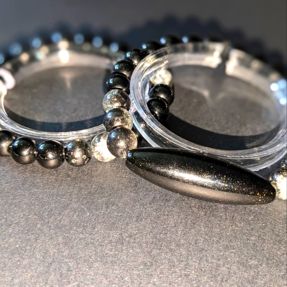 Shadowy Obsidian Odyssey Stretch Bead Bracelet Set - Picture 2 of 5